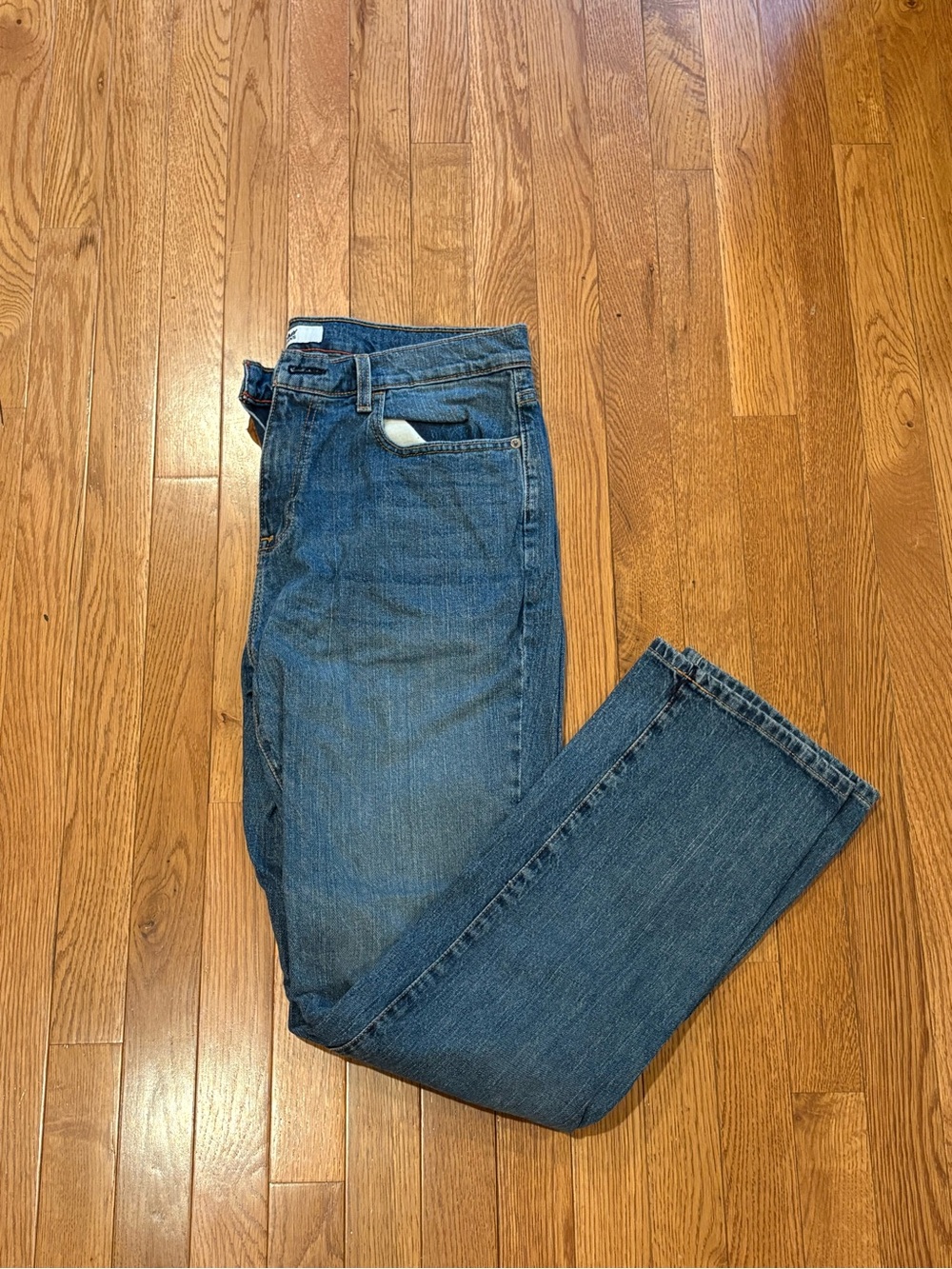 Tommy Hilfiger Men's Relaxed Fit Tommy Jean Blue Denim Jeans